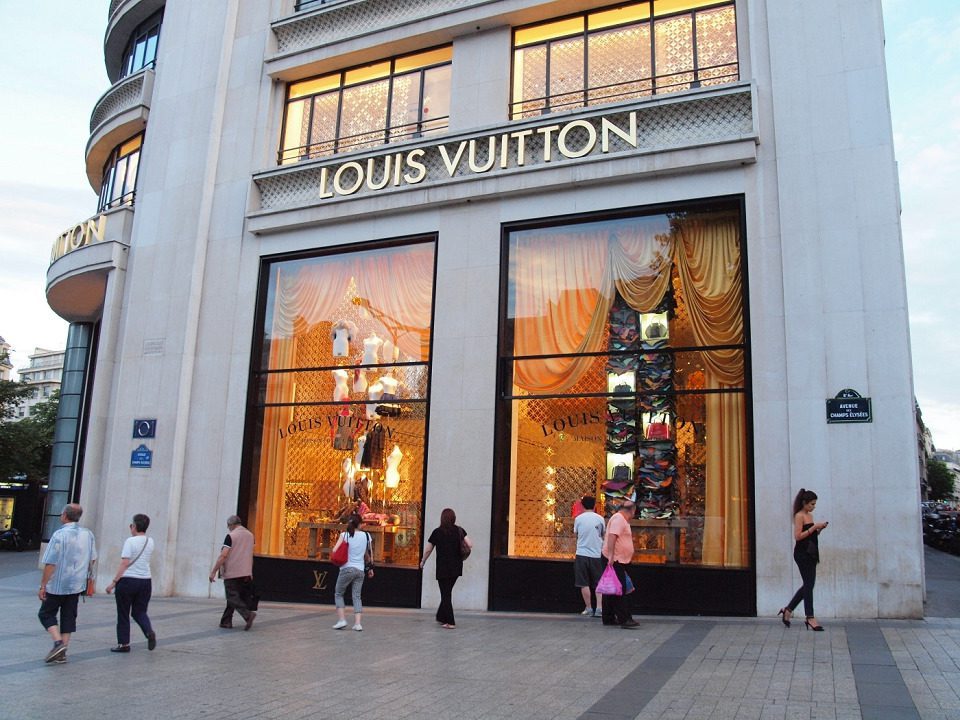 LVMH Shuffles Leadership at Dior and Louis Vuitton, Its Top Brands