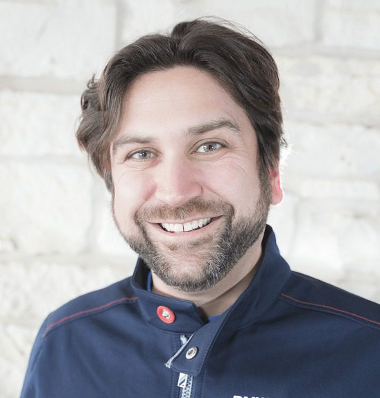 0aaJustin Foster Liveclicker