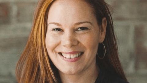 0aaKristin Toth Smith Dolly