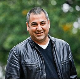 0aaaPetco Tariq Hassan Headshot