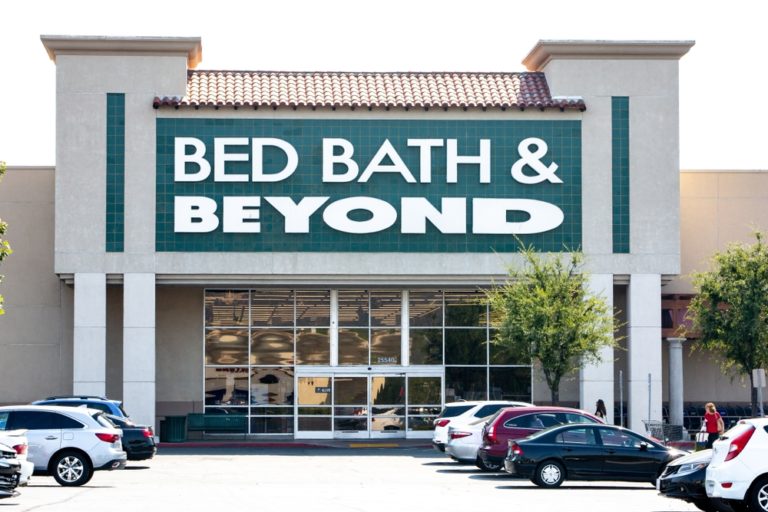 Bed Bath & Beyond Expects New CEO In Weeks,’ Will Refresh 160