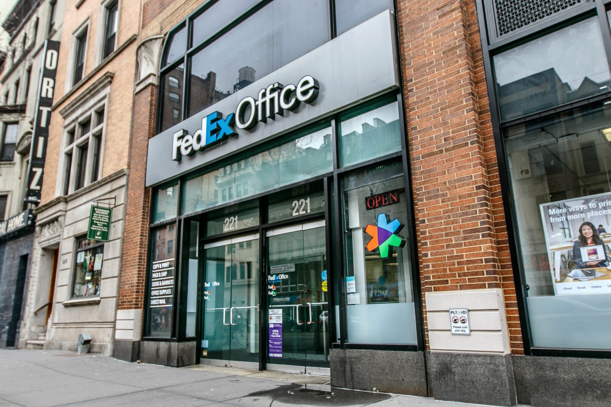 FedEx Office Launches Partnership To Expand Sign Printing For Reopenings - Retail TouchPoints