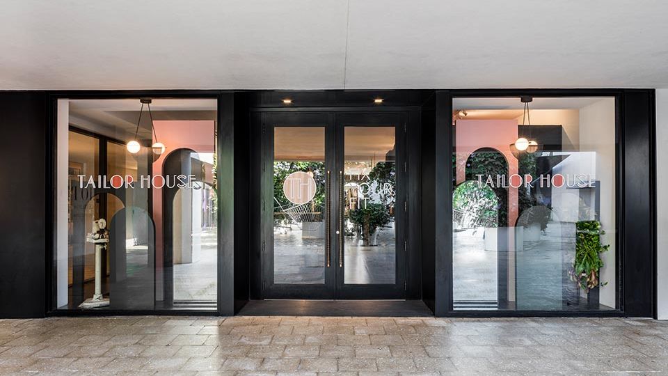 Nestled between some of the worlds top designer brands such as Louis Vuitton,. Bulgari, Gucci and more, Tailor House brings a custom tailoring experience to men and women in the heart of Miami’s Design District.