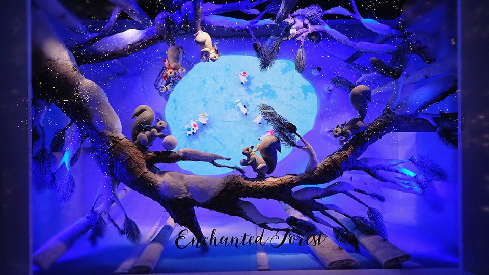 LED screens enhance each animated vignette at Lord & Taylor, adding a sense of depth.