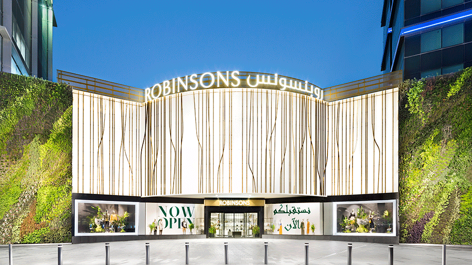 Almost 160 years after it was first established, iconic Singapore department store Robinsons arrived in the Middle East with the launch of a spectacular store of inspiration at Al-Futtaim’s Dubai Festival City.