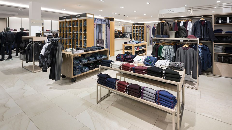 Running throughout, a palette of elegant metals, warm timbers and pale lacquers alternates with graphic frames and accents of soft colour to create a sense of refined modern glamour.