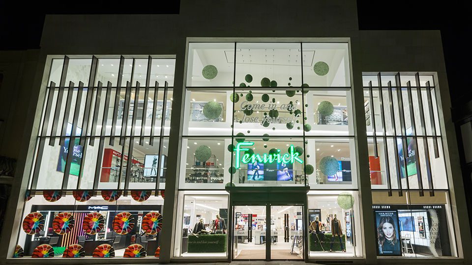 Fenwick wanted to create an experience which would retain the store’s loyal existing customer base, whilst simultaneously appealing to a new generation of customers. For inspiration, the HMKM team looked both to Fenwick’s core values as an independent, aspirational, fashion-led British retailer, and to local architecture, to enhance the store’s sense of individuality and character.