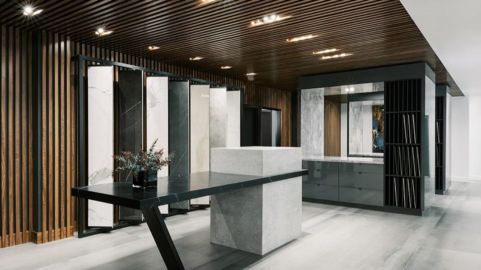 The opulent lobby and showroom have the feel of a luxury design studio, offering unlimited variations and uses of large format porcelain slabs.