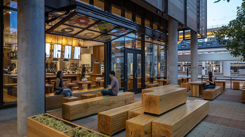 Due to its geographical location in the northern hemisphere, Sweden is subjected to a distant relationship with the sun in the winter, and near constant exposure in the summer. It is a limited resource that is universally embraced in Swedish design. The perimeter glass in Kaffe Landskap is left entirely open to allow the sun to permeate deeply into the space.