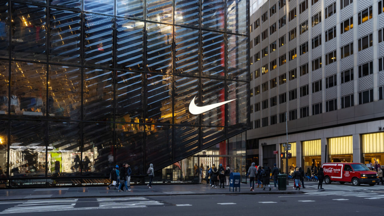 nike store locations nj
