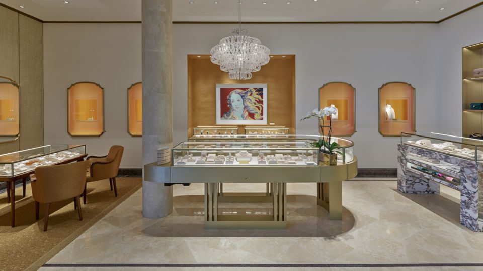NELSON worked closely with Bvlgari to bring their in-store shop to life.