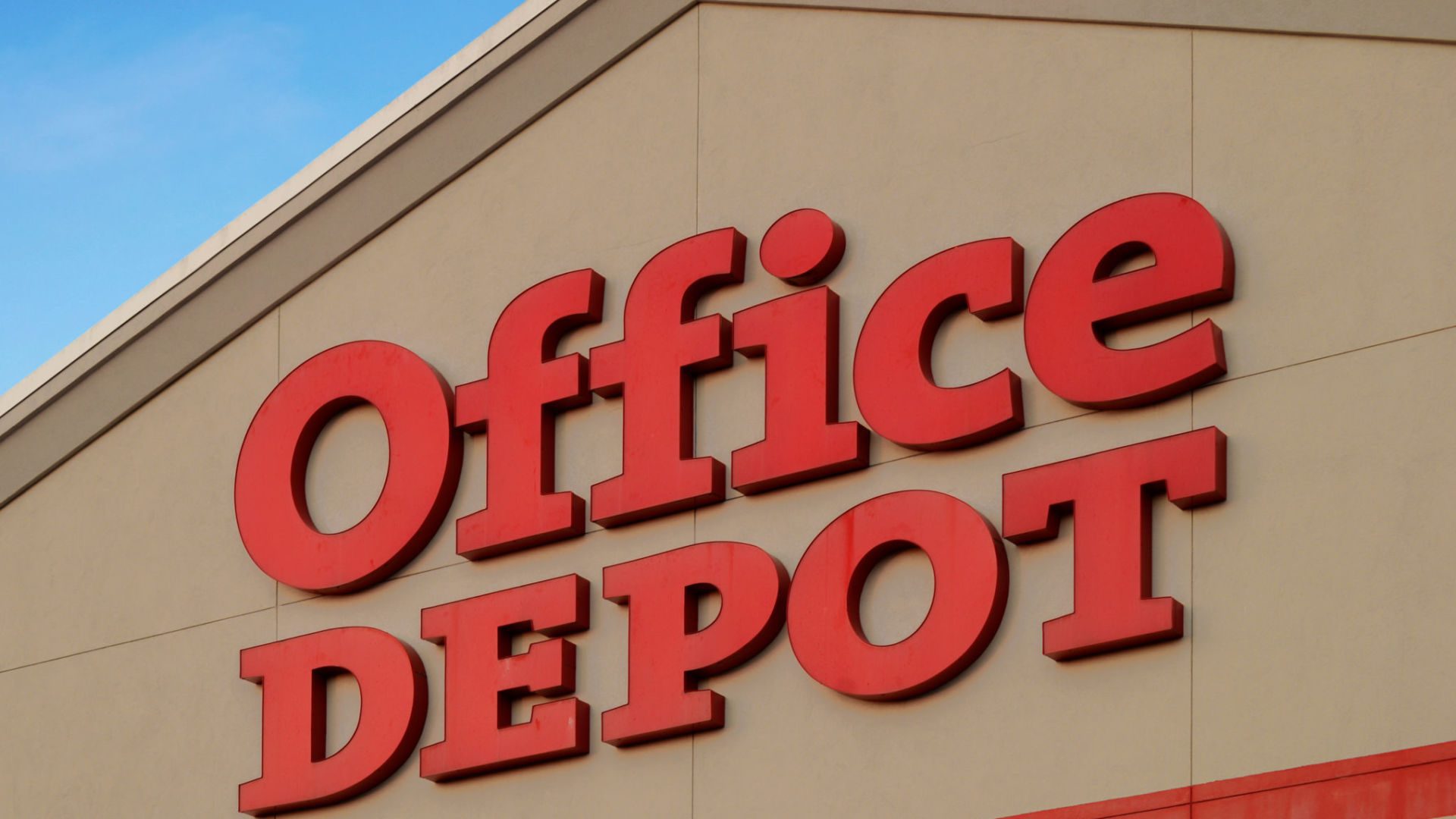 Office Depot and OfficeMax Promote 20Minute Pickup Promise for Holiday