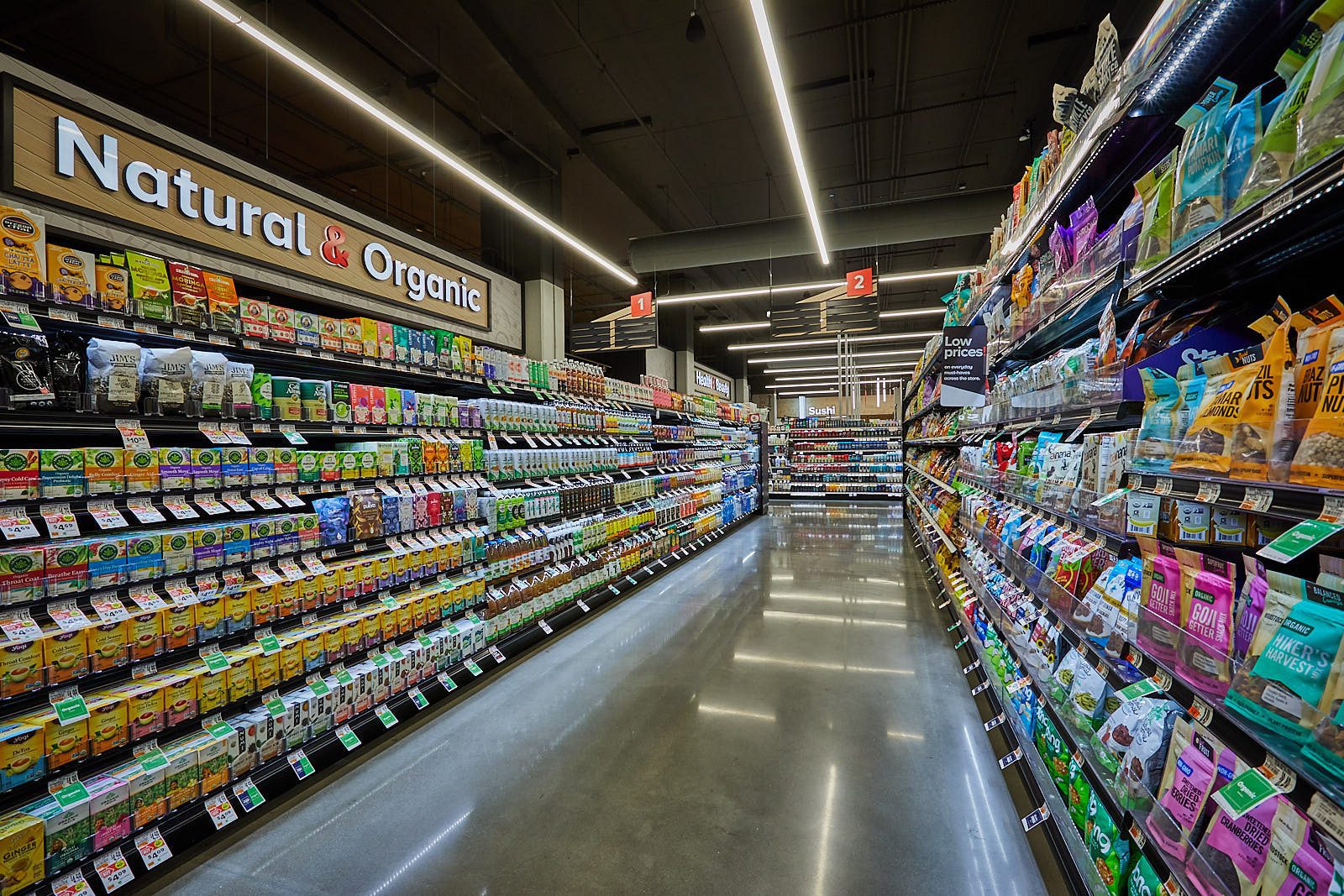 GIANT Opens Riverwalk Urban Flagship in Philadelphia, Donates to Spotlight Food Justice, slide 8