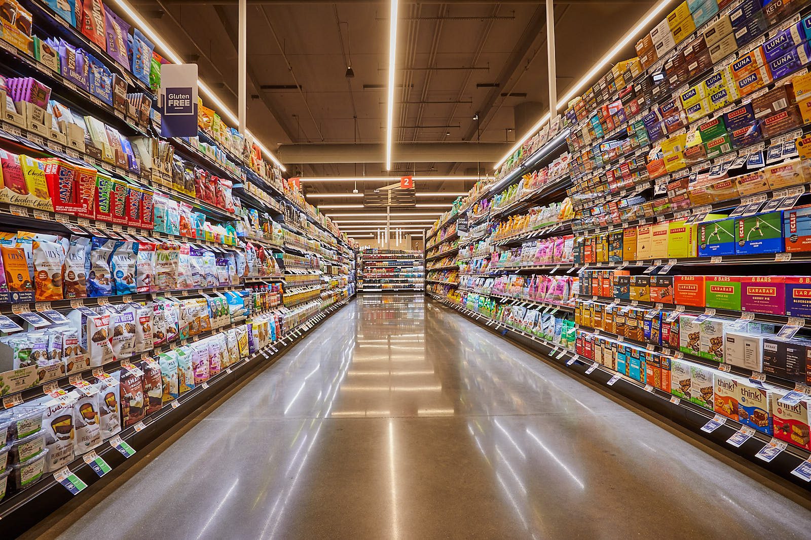 GIANT Opens Riverwalk Urban Flagship in Philadelphia, Donates to Spotlight Food Justice, slide 9