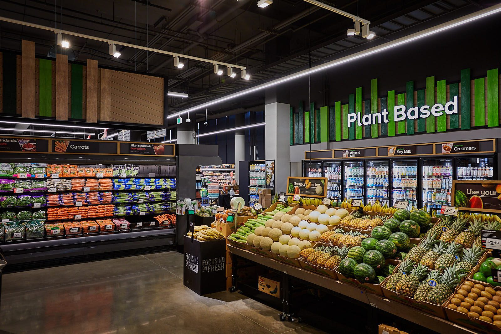 GIANT Opens Riverwalk Urban Flagship in Philadelphia, Donates to Spotlight Food Justice, slide 1