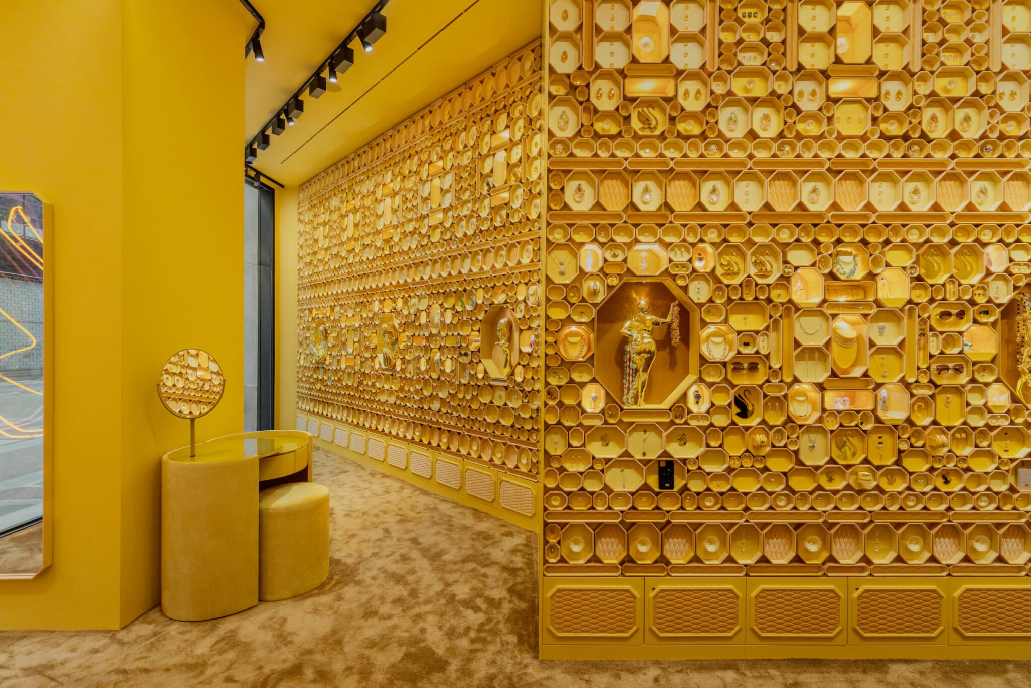 Swarovski Unveils New ‘Instant Wonder’ Stores and Brand Identity, slide 6
