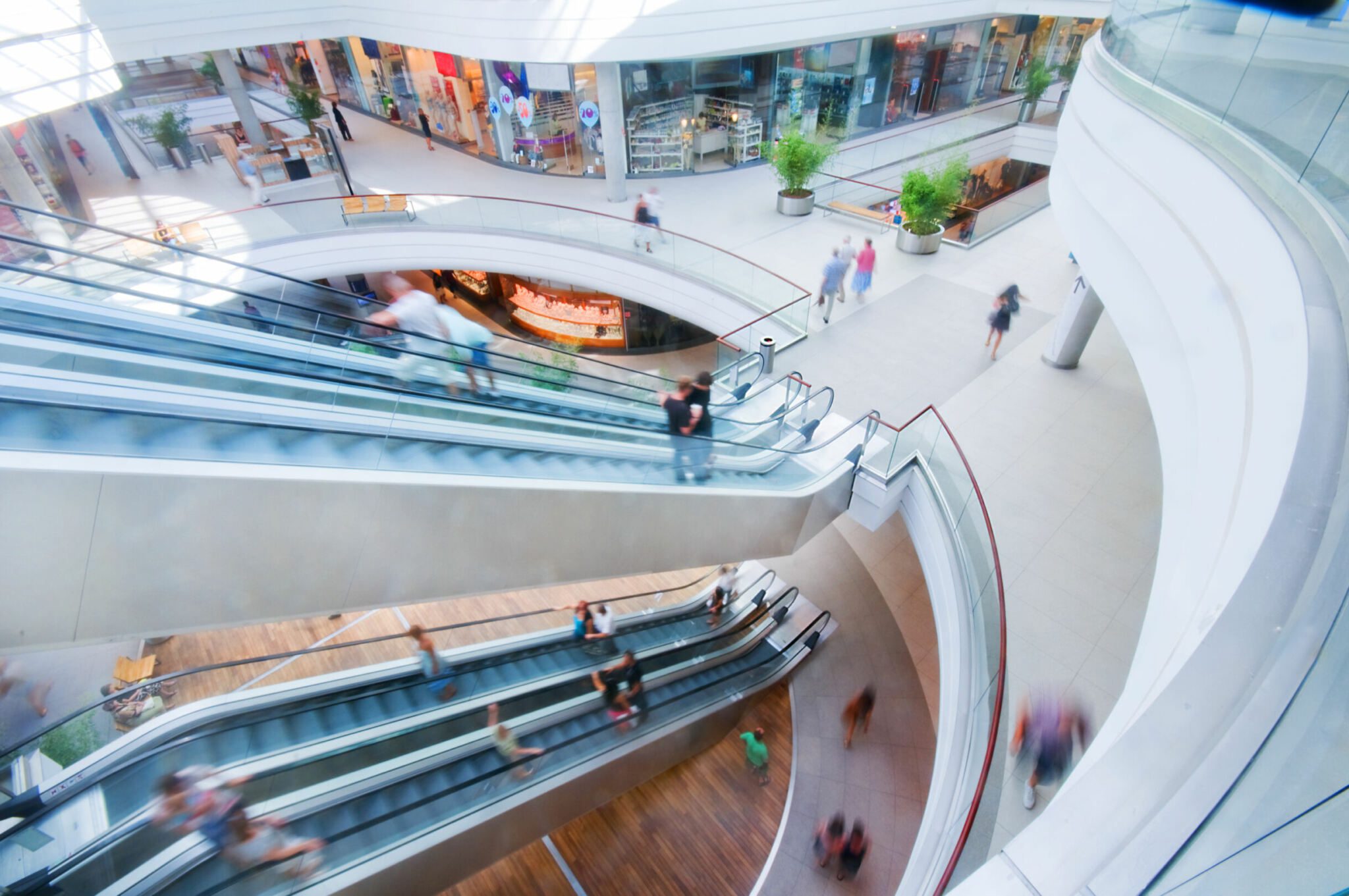 The Mall of the Past Vs. Retailing of the Future