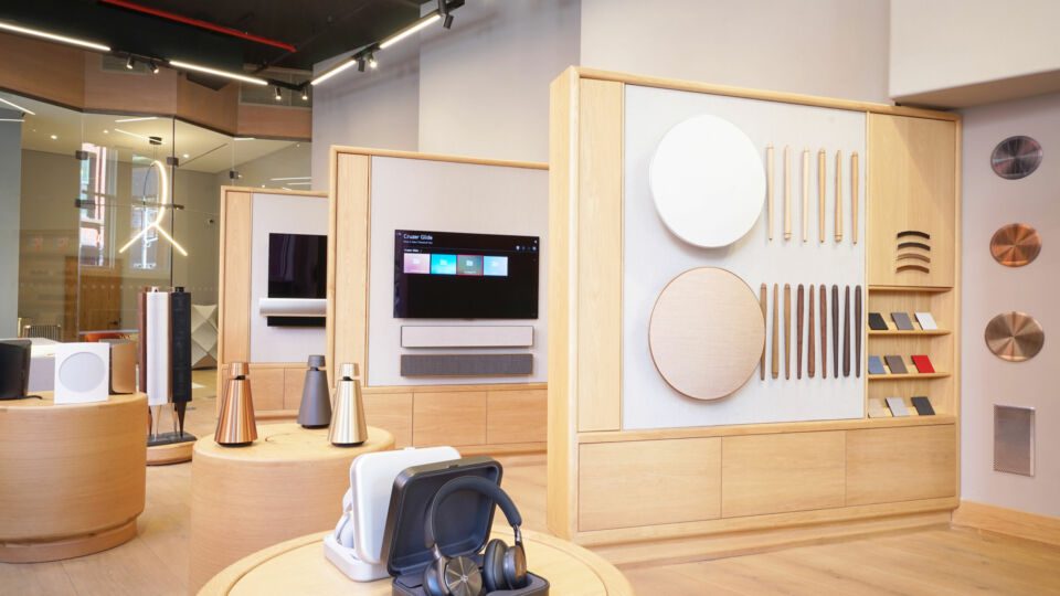 Several wing walls showcase the range of speakers and intricate setups possible among their series of customizable products.