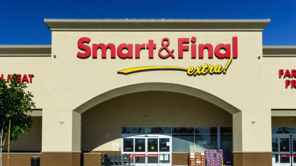 Smart & Final Bodega Latina