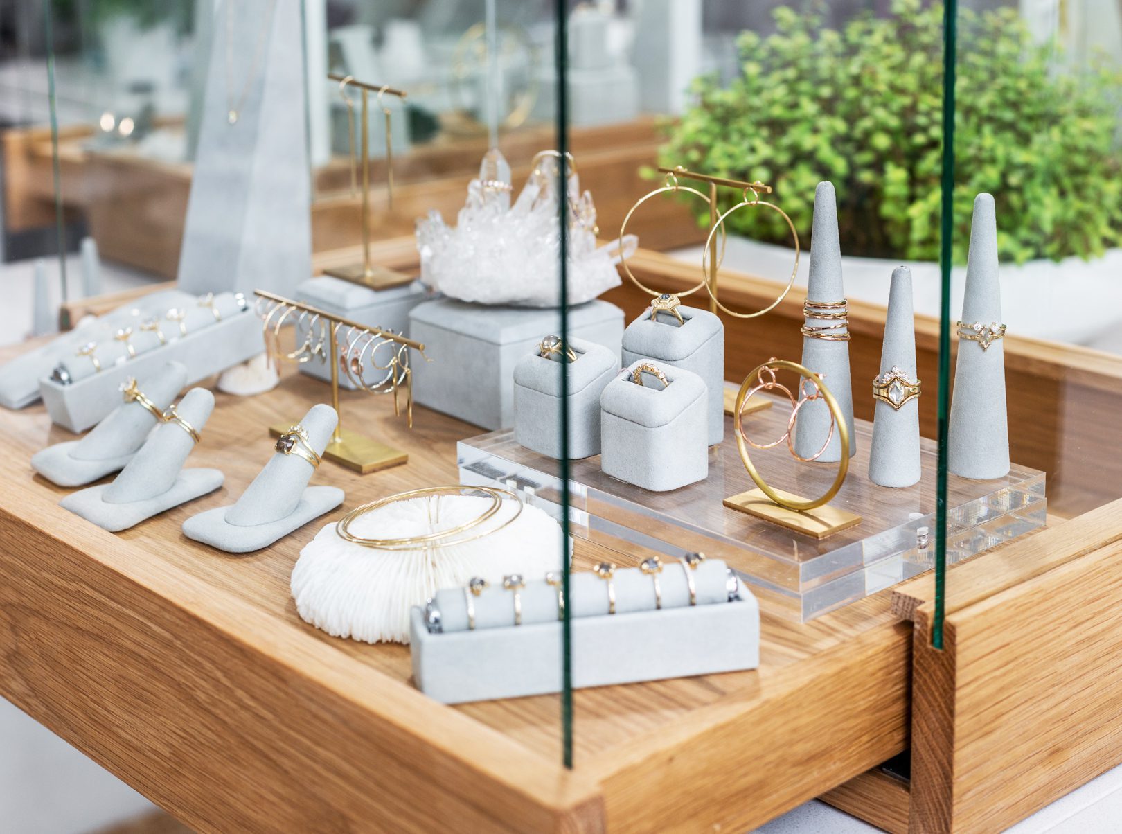 Valerie Madison Jewelry Opens Flagship with an Emphasis on Velvet and Geodes, slide 8