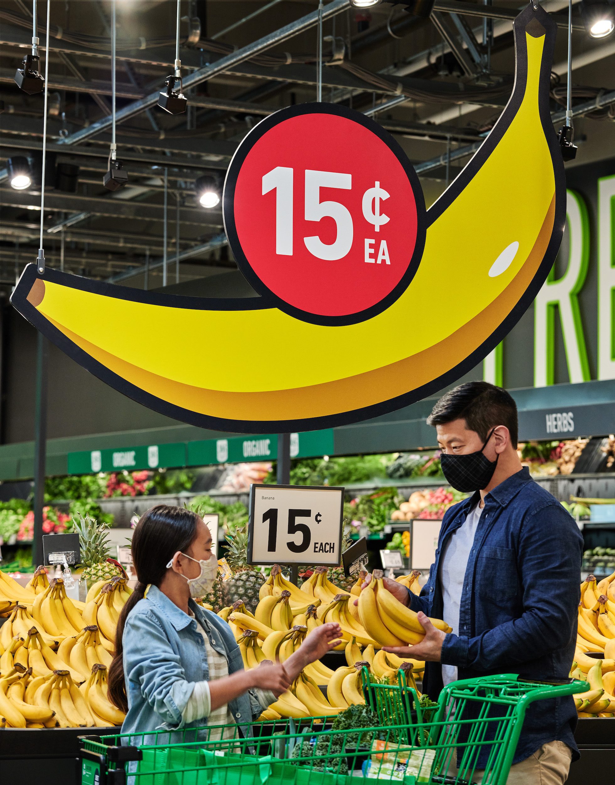 Amazon Tries its Just Walk Out Technology in a Traditional Grocery Store, slide 3