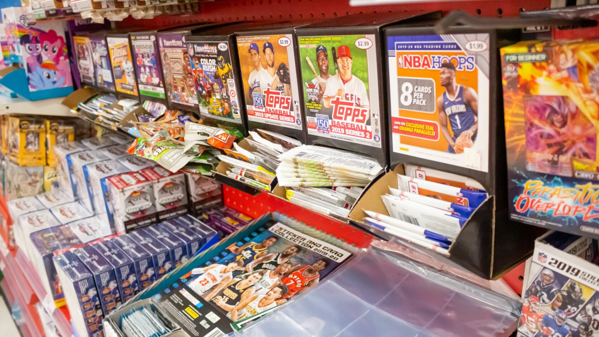 Fanatics Solidifies Move into Trading Cards with Acquisition of Topps Retail TouchPoints