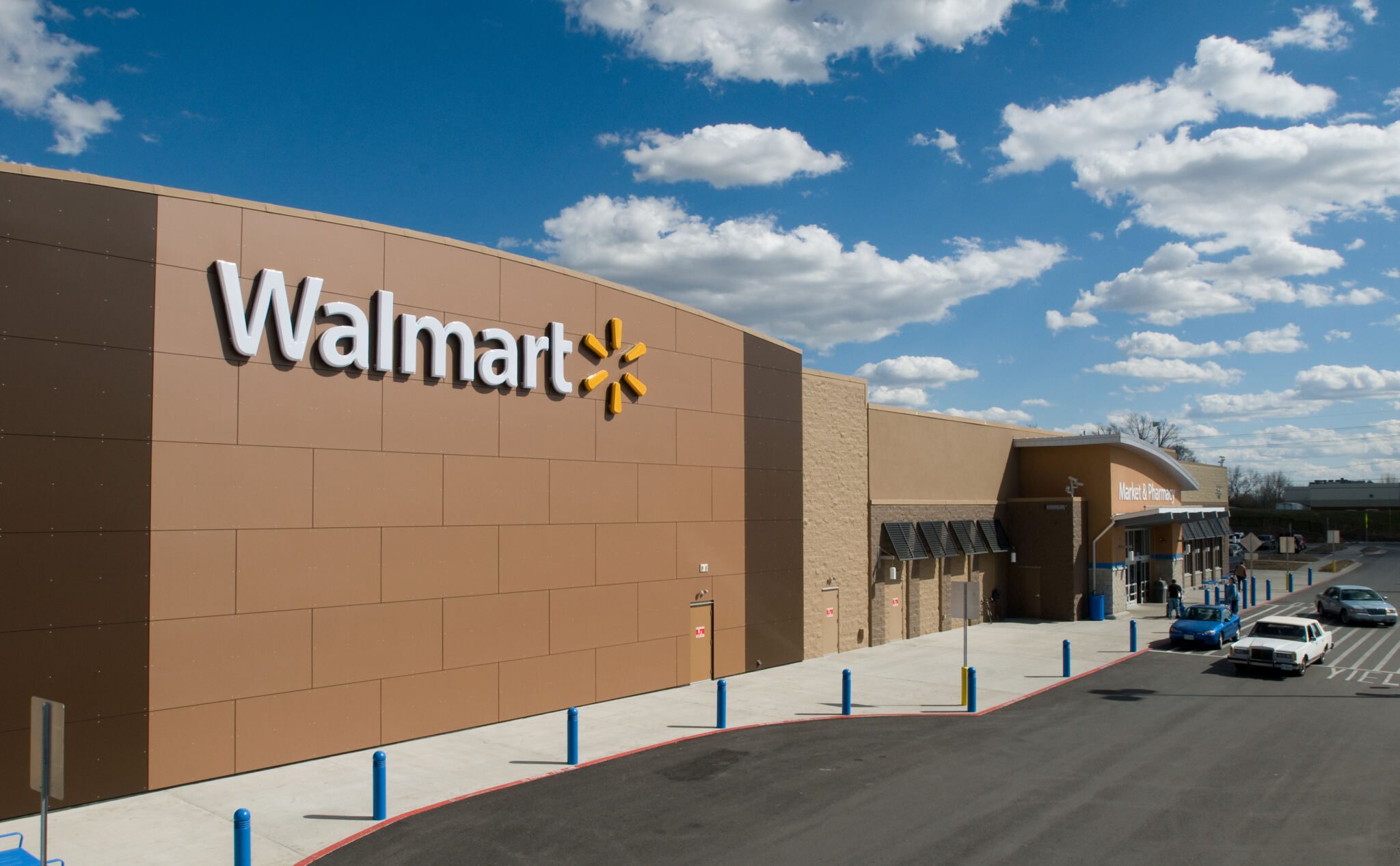 Walmart, Walmart+ Exclusive Access, Walmart+, Amazon Prime, Alibaba