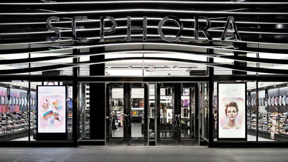 Sephora Rolls Out Mobile POS Technology to 500 Stores - Retail TouchPoints