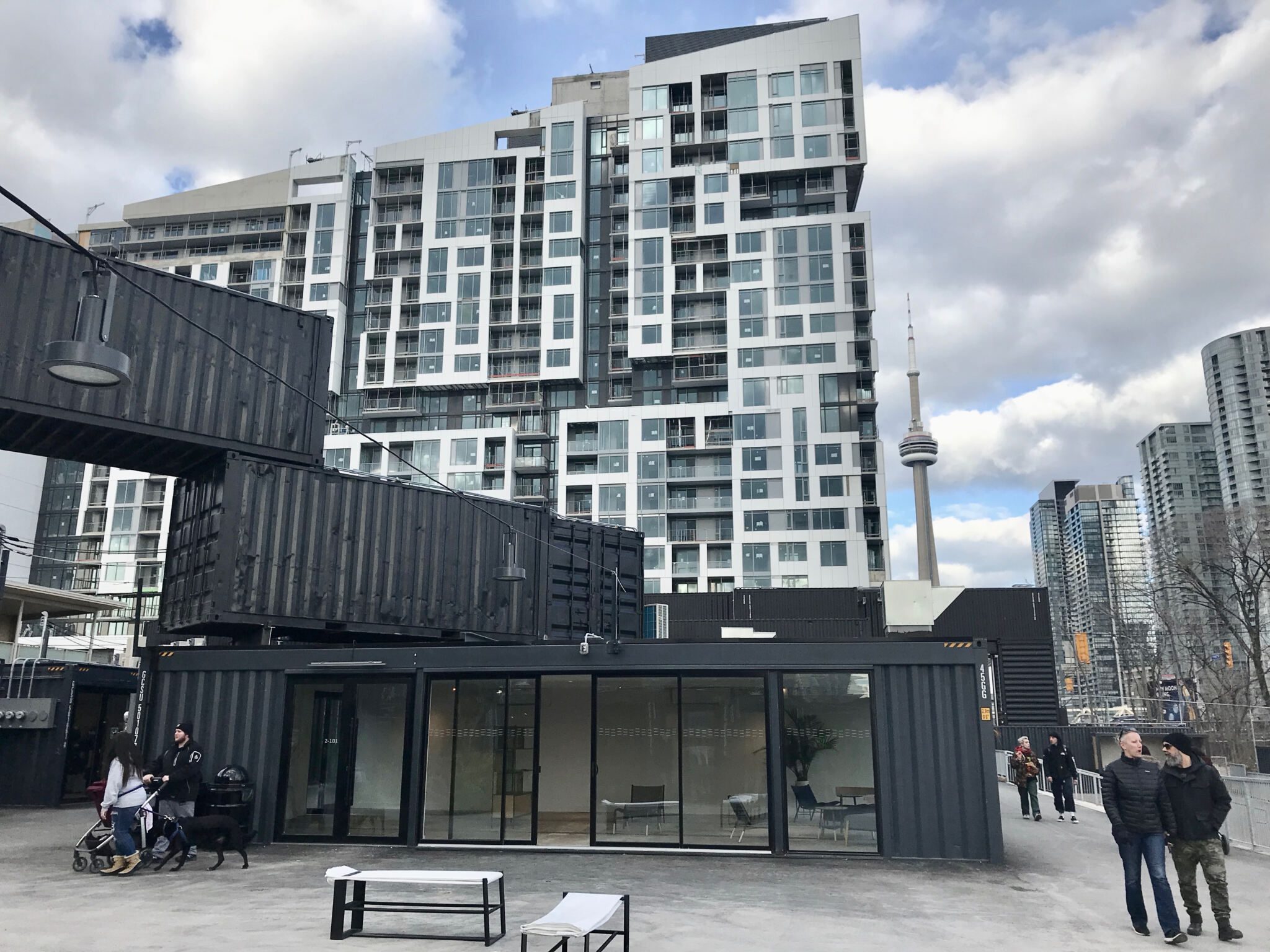 Stackt is a Toronto-based marketplace concept designed to bring community, commerce and culinary experiences together.