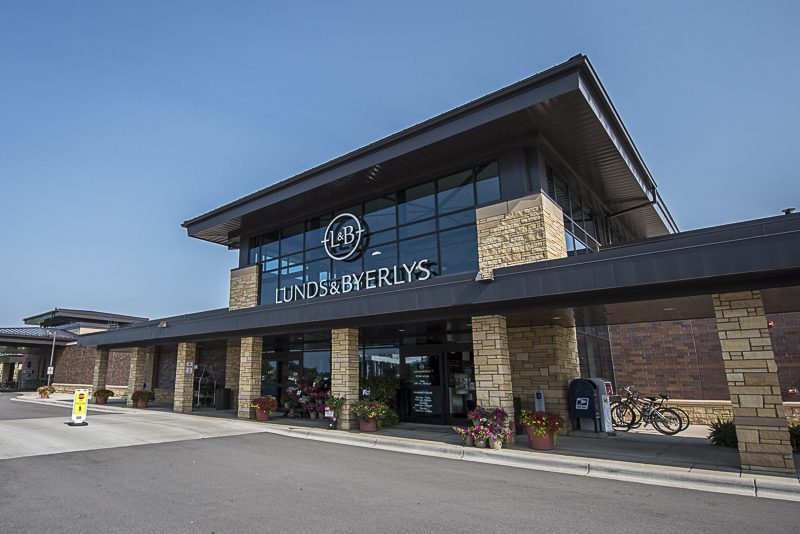 Lunds & Byerlys AI-Powered On-Shelf Inventory Monitor