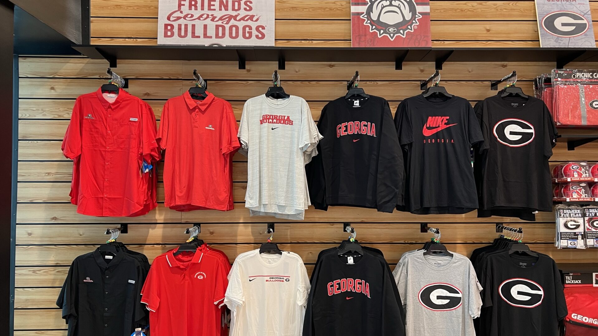 Lids U Brick-and-Mortar Stores