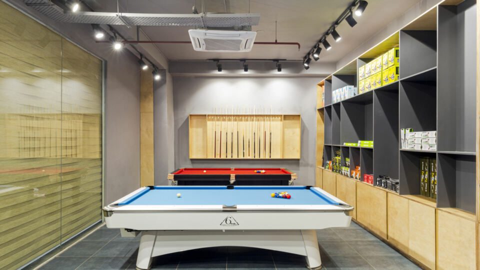 Vegas Sports Store Plays With Activity-Inspired Interior Design