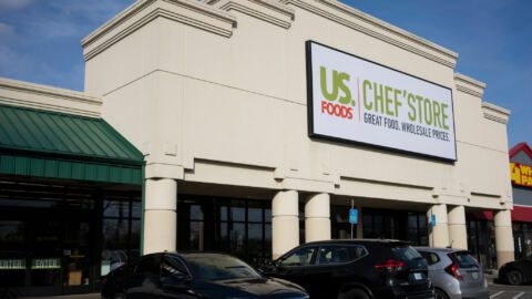 US Foods is expanding its CHEF'STORE warehouse supermarkets across the U.S.