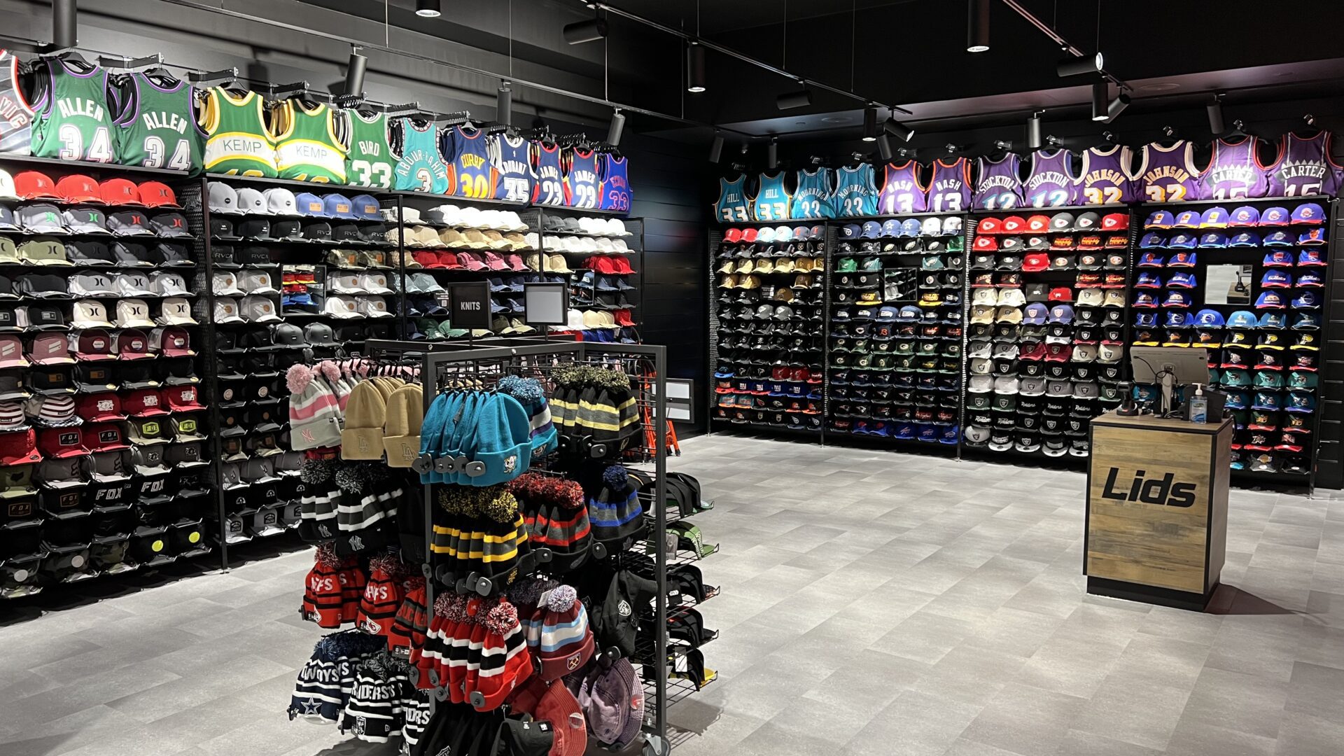Lids Picks Basketball Theme for First Brick-and-Mortar Store in Australia