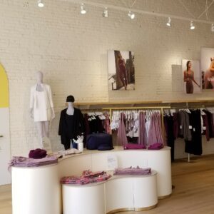 Women-led Beyond Yoga Simplifies the Store Journey with Comfort for Brick-and-Mortar Debut