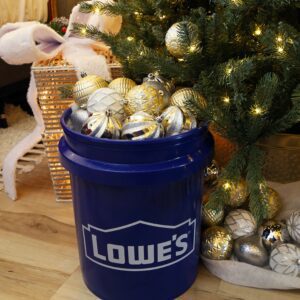 Lowe’s Creates a Shoppable Holiday ‘Home’ for Stranded Travelers this Thanksgiving Eve