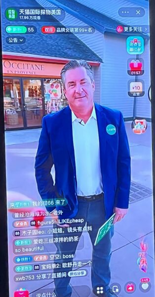 Giraudi himself took a turn in front of the camera to welcome Chinese shoppers.