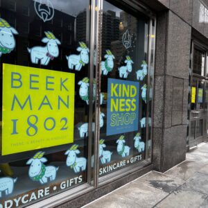 Beekman 1802 debuted a pop-up shop and livestream at Live Rocket Studios.