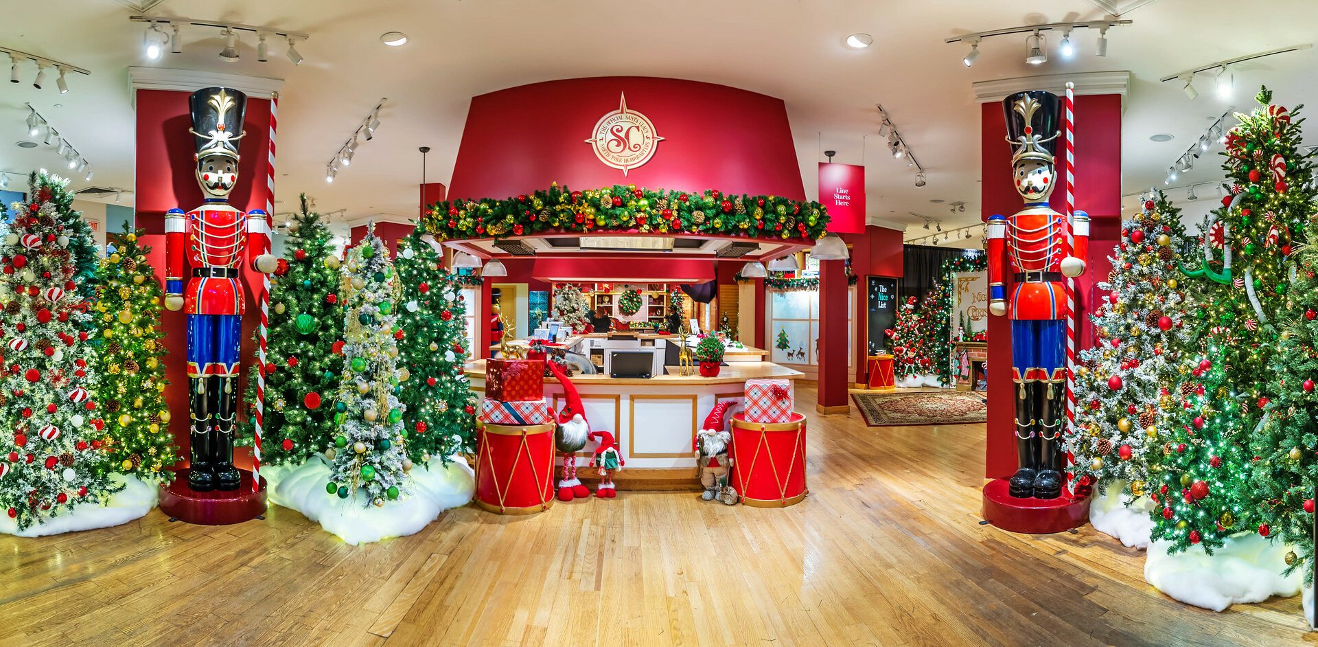 Easton Town Center’s Holiday Design Partnership Puts Sustainability into Action