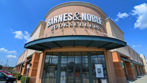 Barnes & Noble store