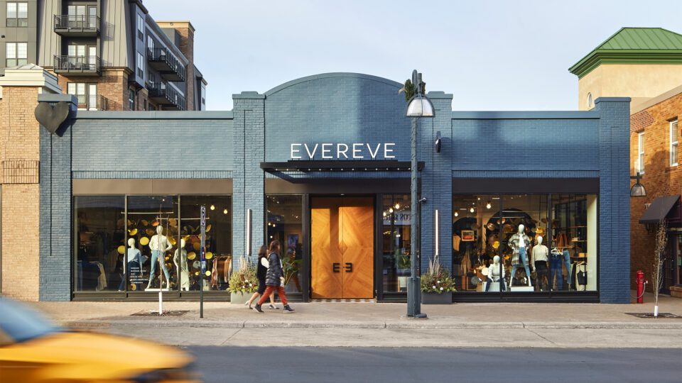 Evereve flaship by Studio BV
