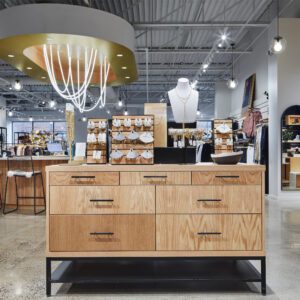 Evereve flaship by Studio BV