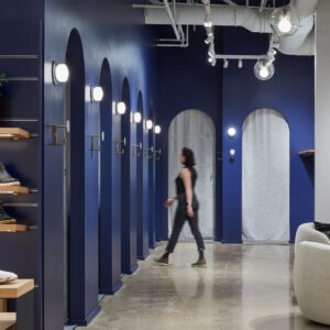 Evereve flaship by Studio BV