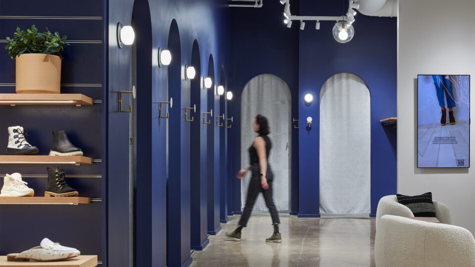 Evereve flaship by Studio BV