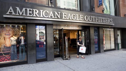 American Eagle to roll out new inventory tracking system at 500 stores.