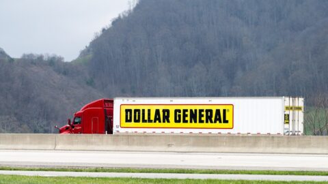 Dollar General truck