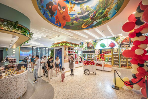 New Angry Birds Retail Café to Nest in Queens, NYC
