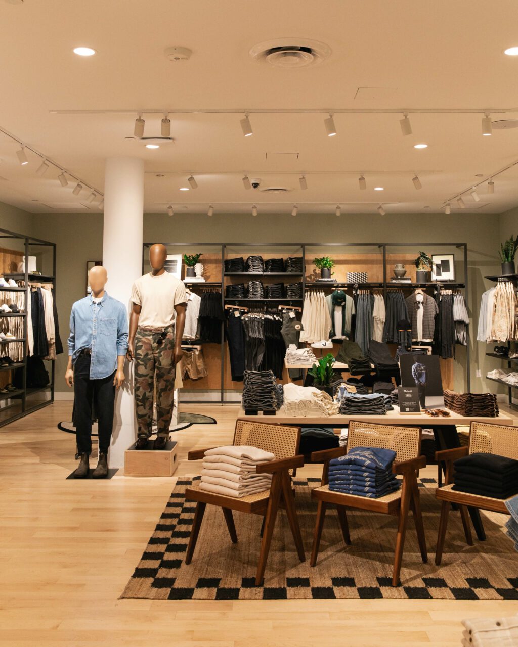 Madewell Brings New Denim Atelier Concept to Updated NYC Flagship ...