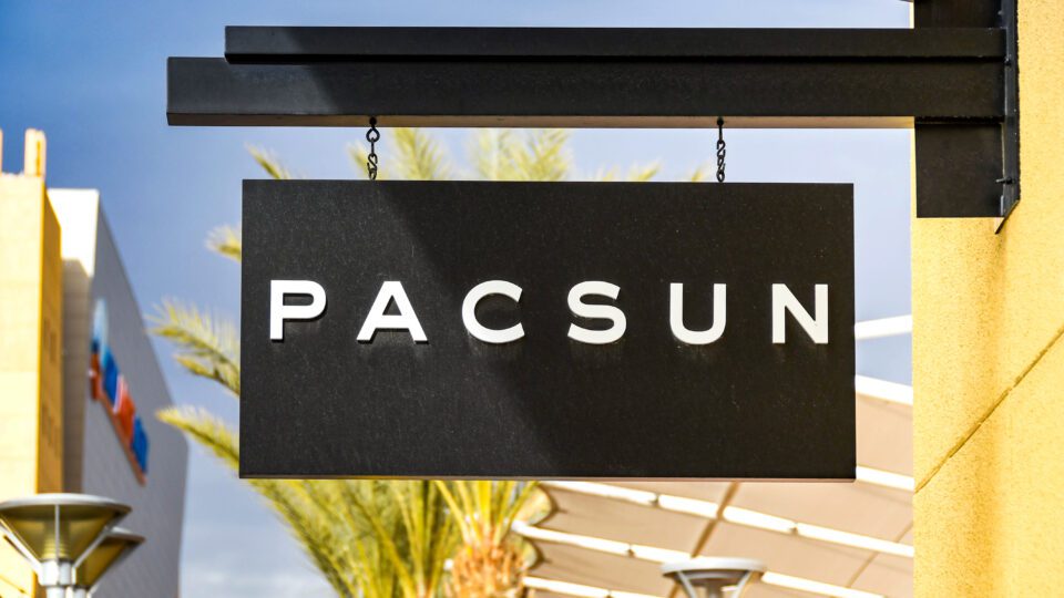 Pacsun has outsourced its fulfillment capabilities to Cart.com to improve omnichannel customer experiences.