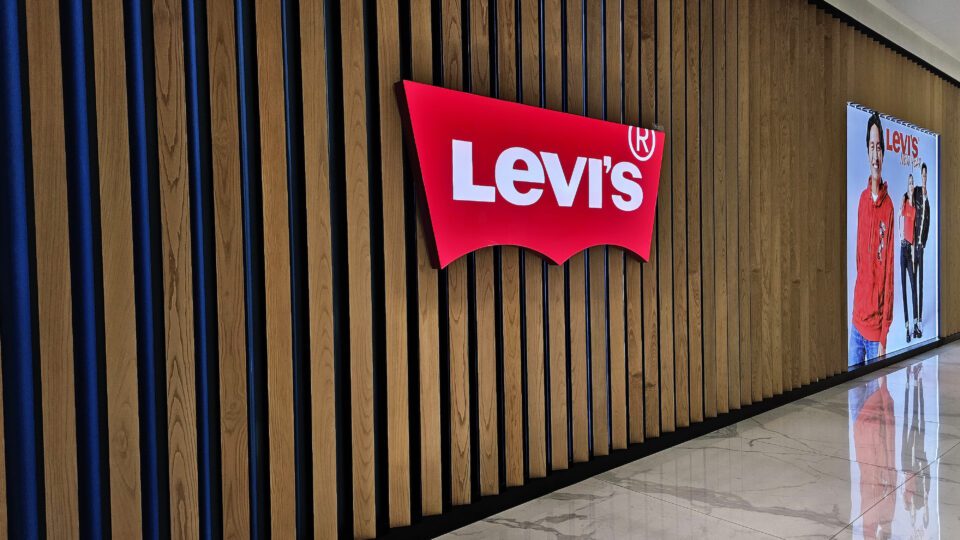 Levi's is cutting its corporate staff to accelerate its long-term profitability.